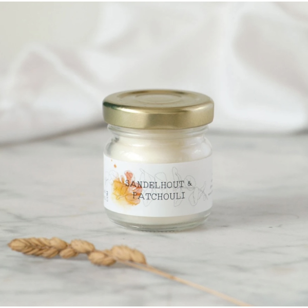 Hold it geurkaars Sandelhout & Patchouli