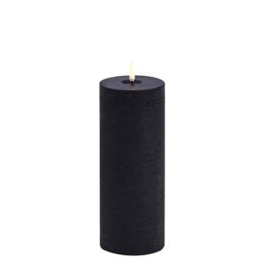 Uyuni stompkaars pillar candle forest black 7,8 x 20,3 cm zwart