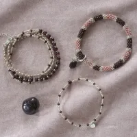 Effort Granaat Zilverkleurige Armband A Beautiful Story