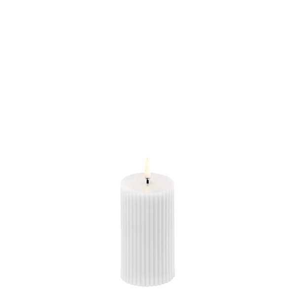 Uyuni Led Grooved Pillar Candle 5,8 x 10 cm