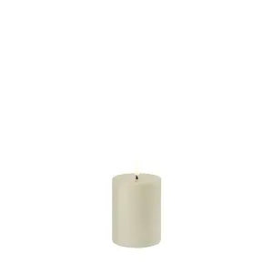 Uyuni Led Pillar Candle Oyster Grey 7,8 x 10 cm