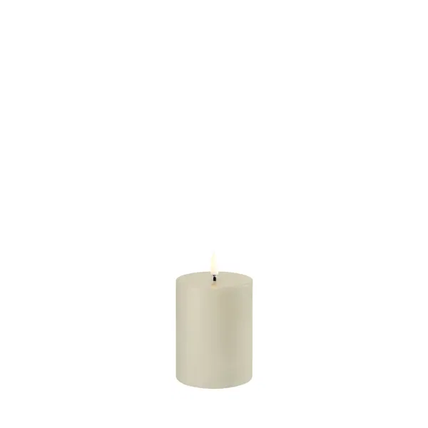 Uyuni Led Pillar Candle Oyster Grey 7,8 x 10 cm