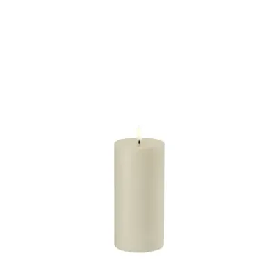 Uyuni Led Pillar Candle Oyster Grey 7,8 x 15 cm