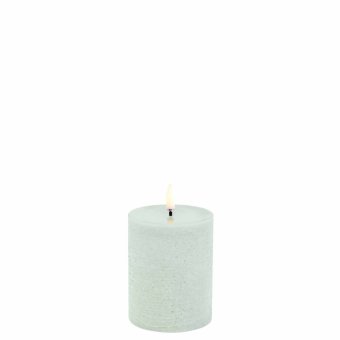 Uyuni stompkaars pillar candle dusty green 7,8 x 10,1 cm